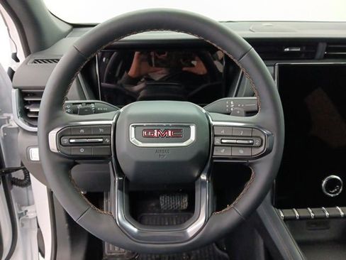 New 2026 GMC Terrain AT4 AWD/4WD image 9