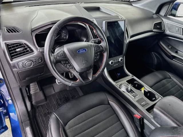 Certified 2022 Ford Edge ST-Line AWD/4WD image 2