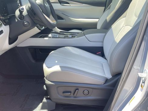 Certified 2026 INFINITI QX60 Luxe w/ Cargo Package AWD/4WD image 15