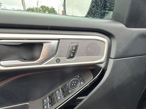 Used 2023 Ford Explorer ST-Line w/ Class IV Trailer Tow Package image 21