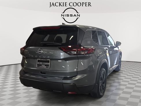 New 2026 Nissan Rogue SV w/ Cold Weather Package FWD image 5