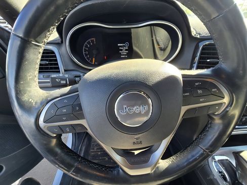 Used 2021 Jeep Grand Cherokee Freedom Edition image 8