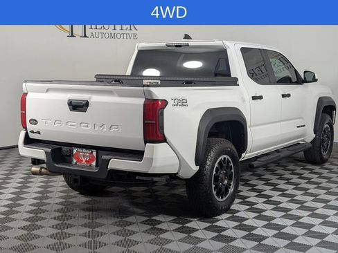 Used 2024 Toyota Tacoma TRD Off-Road AWD/4WD image 8