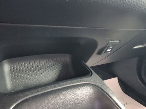 Used 2024 Toyota Corolla LE FWD image 20