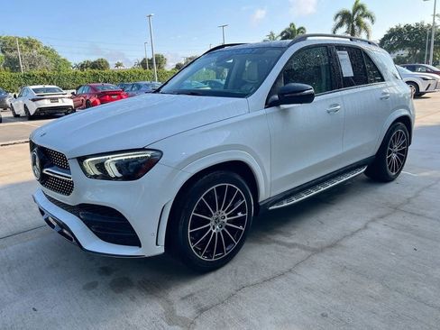 Used 2023 Mercedes-Benz GLE 450 4MATIC image 3