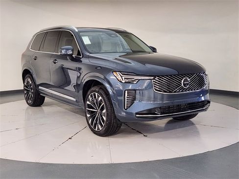 New 2026 Volvo XC90 B6 Ultra w/ Protection Package image 7