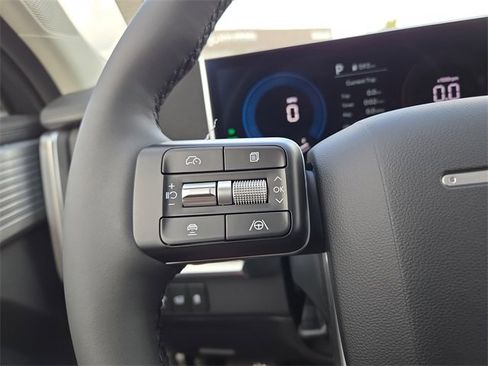 New 2026 Hyundai Santa Fe SE image 18