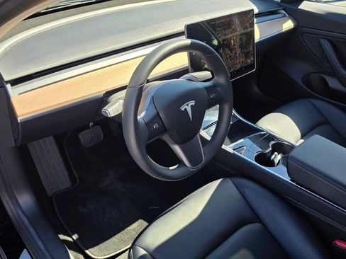 Used 2018 Tesla Model 3 Long Range AWD/4WD image 9