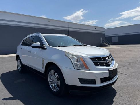 Used 2012 Cadillac SRX Luxury FWD image 3