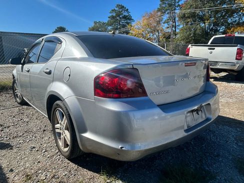 Used 2013 Dodge Avenger SXT image 8