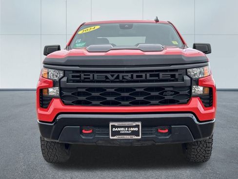 Used 2024 Chevrolet Silverado 1500 Custom Trail Boss w/ LPO, Dark Essentials Package image 3