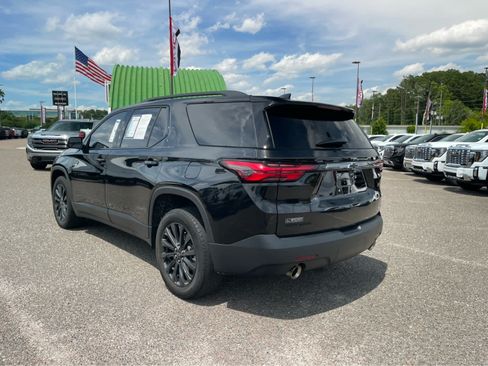 Used 2023 Chevrolet Traverse RS FWD image 7