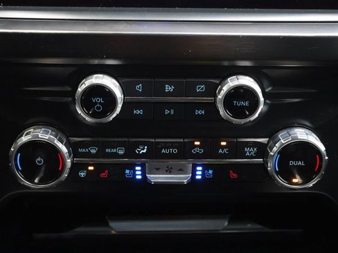 Used 2023 Ford F250 Lariat w/ Sport Appearance Package AWD/4WD image 20