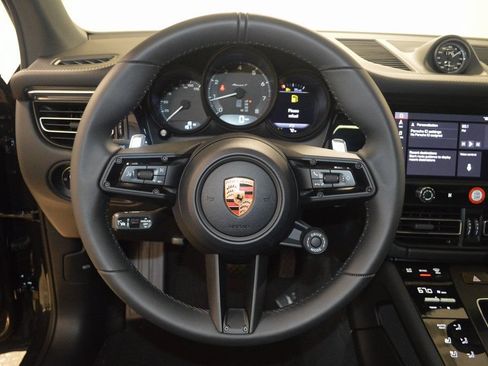 New 2026 Porsche Macan AWD/4WD image 20