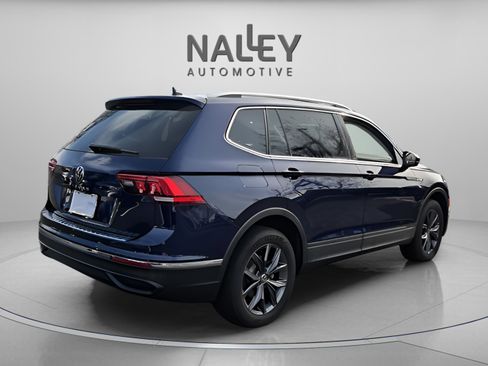 Used 2022 Volkswagen Tiguan SE image 6