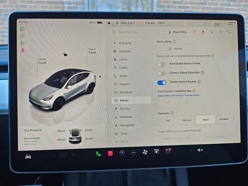 Used 2023 Tesla Model Y Performance image 47