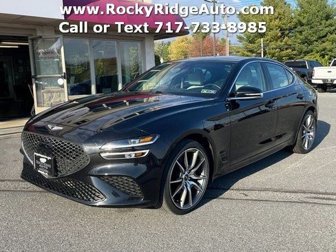 Used 2023 Genesis G70 2.0T image 3