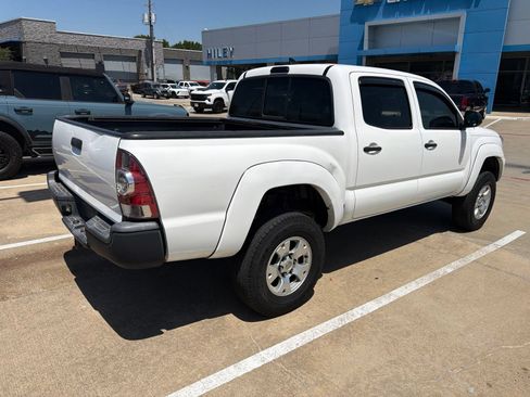 Used 2015 Toyota Tacoma 4x4 Double Cab w/ TRD Off-Road Package image 10