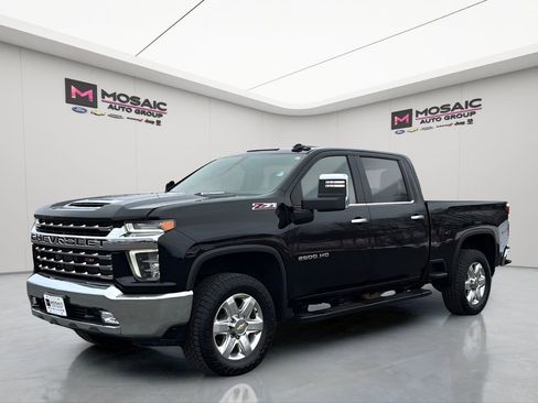 Used 2022 Chevrolet Silverado 2500 LTZ w/ LTZ Convenience Package AWD/4WD image 8