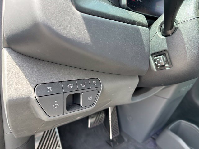 Used 2024 Kia EV9 GT-Line AWD/4WD image 29