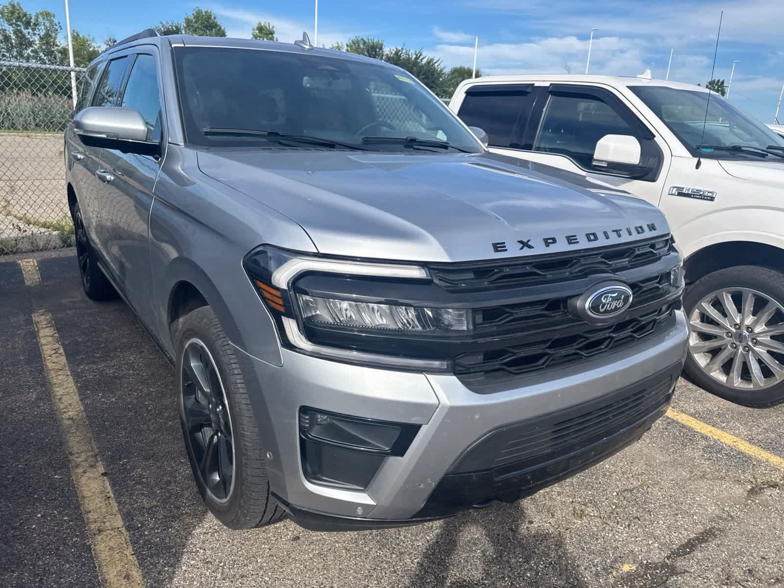 Used 2022 Ford Expedition Limited AWD/4WD image 26