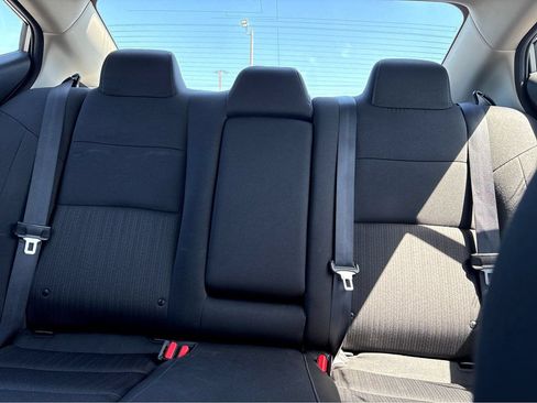 Used 2024 Nissan Altima 2.5 SV FWD image 16
