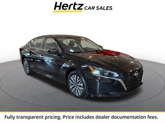 Used 2025 Nissan Altima 2.5 SV FWD video 1