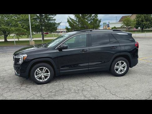 Certified 2022 GMC Terrain SLE w/ Driver Convenience Package AWD/4WD image 33