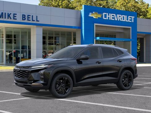 New 2026 Chevrolet Trax ACTIV w/ Driver Confidence Package image 2