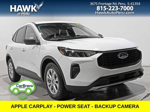 Used 2023 Ford Escape Active image 1