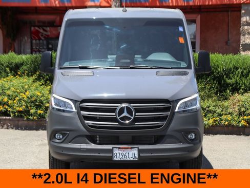 Used 2025 Mercedes-Benz Sprinter 2500 image 3