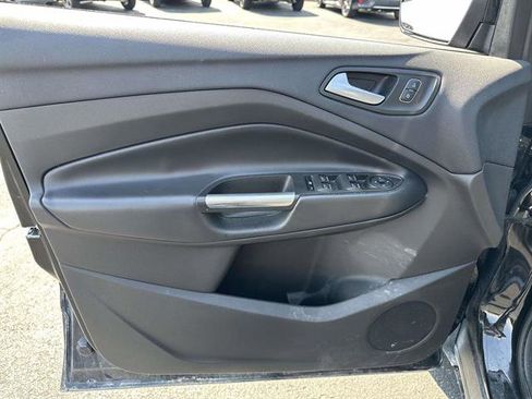 Used 2019 Ford Escape SE AWD/4WD image 9