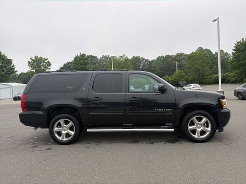 Used 2013 Chevrolet Suburban LT w/ Luxury Package AWD/4WD image 6