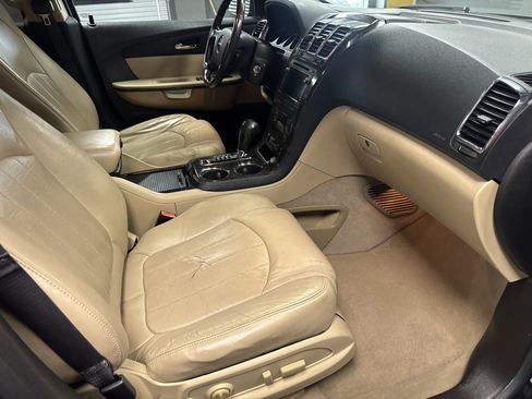 Used 2012 GMC Acadia Denali image 8