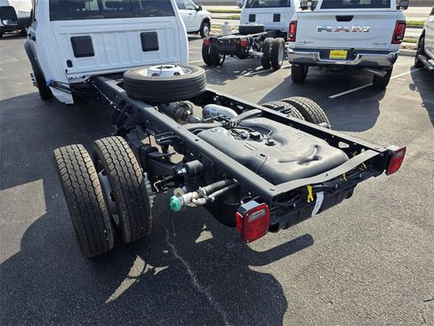 New 2025 RAM 5500 Tradesman image 5