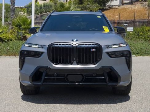 Certified 2024 BMW X7 M60i w/ Executive Package AWD/4WD image 3
