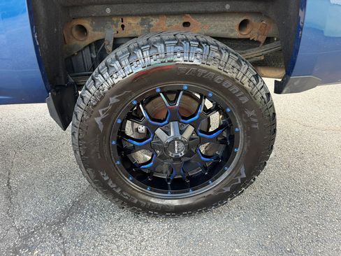 Used 2017 Chevrolet Silverado 1500 LT w/ All Star Edition AWD/4WD image 52