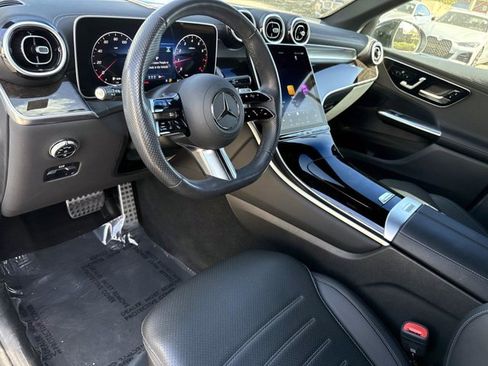 Used 2025 Mercedes-Benz GLC 300 image 22