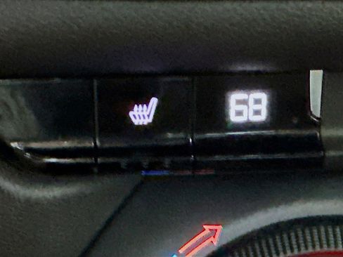 Used 2022 Chevrolet Blazer RS image 21