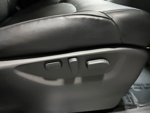 Used 2023 Nissan Armada SL image 11