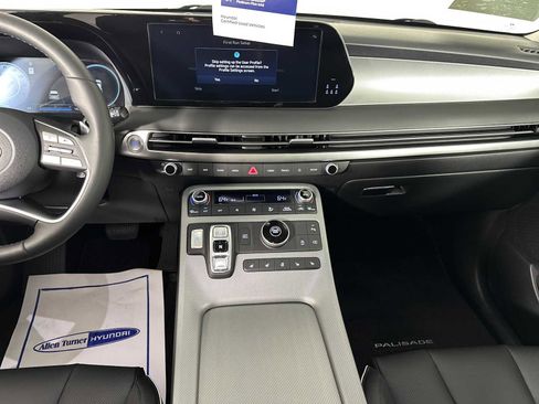 Used 2025 Hyundai Palisade SEL image 12
