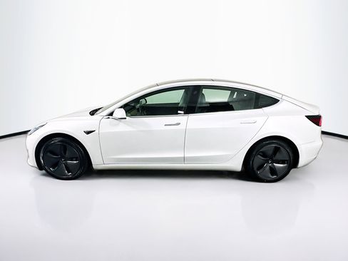 Used 2020 Tesla Model 3 Standard Range Plus image 4