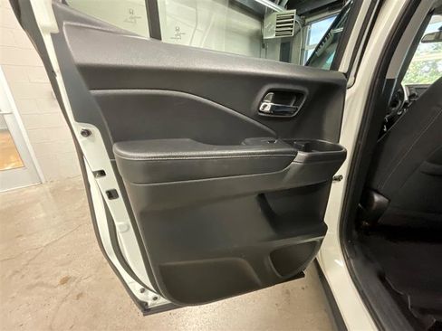 Used 2019 Honda Ridgeline Sport image 17