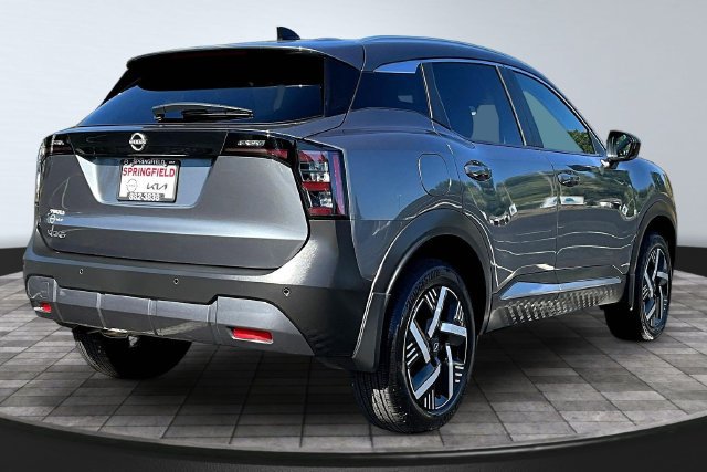 Used 2026 Nissan Kicks SV FWD image 6