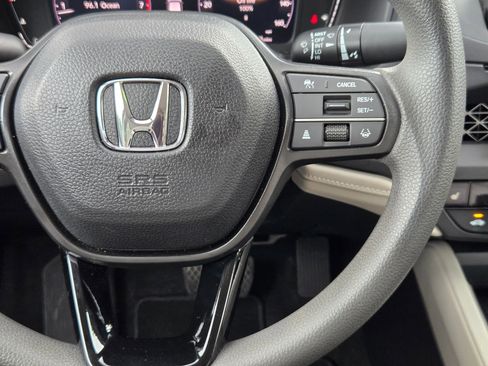 Certified 2025 Honda Accord SE image 22