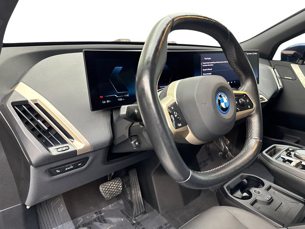 Used 2024 BMW iX xDrive50 w/ Sport Package AWD/4WD image 50