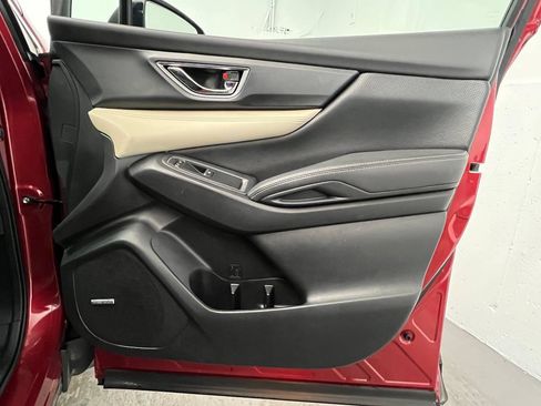 Used 2022 Subaru Ascent Limited w/ Technology Package image 12