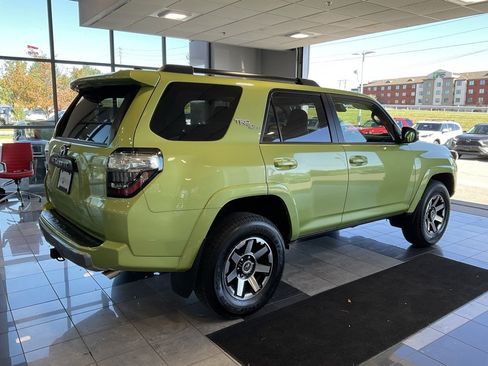 Certified 2023 Toyota 4Runner TRD Off-Road Premium image 6
