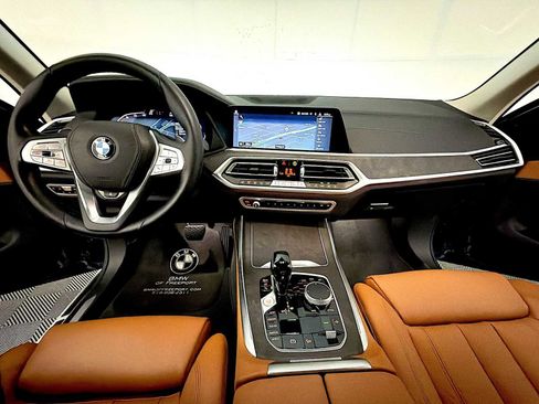 Certified 2022 BMW X7 xDrive40i w/ Premium Package image 16