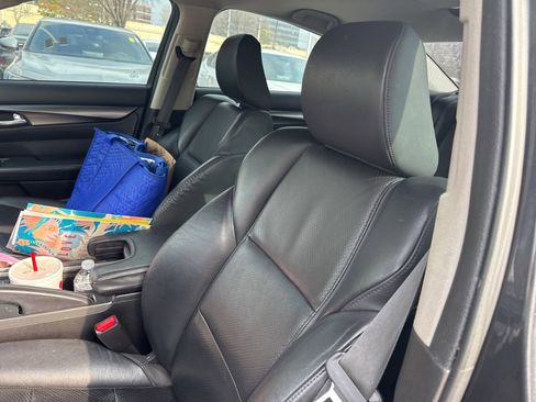 Used 2012 Acura TL w/ Technology Package image 7